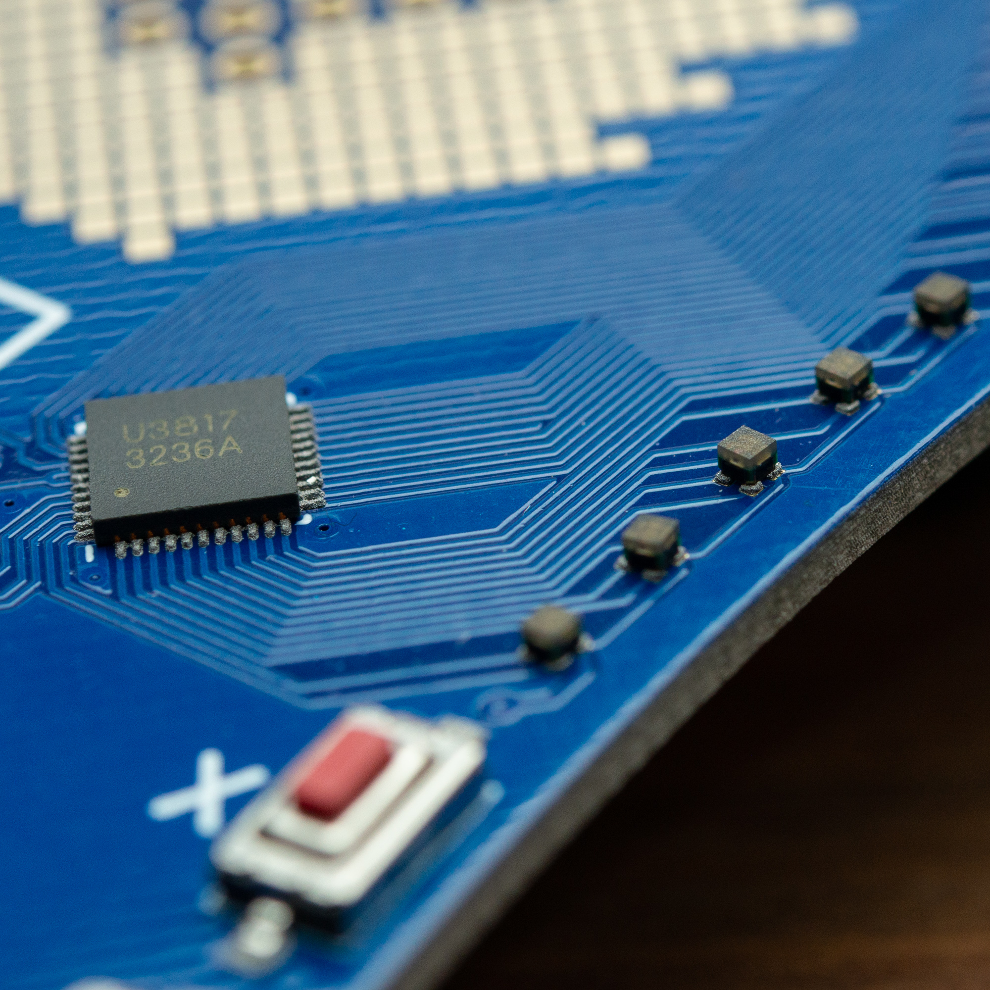 All SMD components placed on the KiCon badge